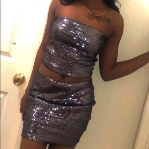 2 Piece Crop top and skirt Black & Silver